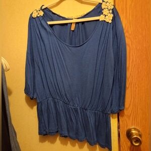 Vintage Blue Top with Lace Detail L
